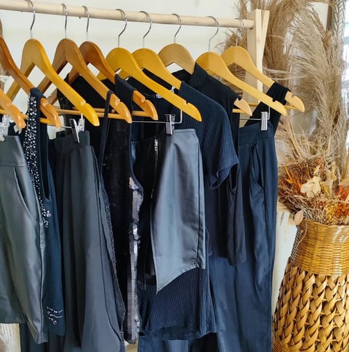 Descubra Quanto Realmente Pagam por Peça de Roupa em Brechó!